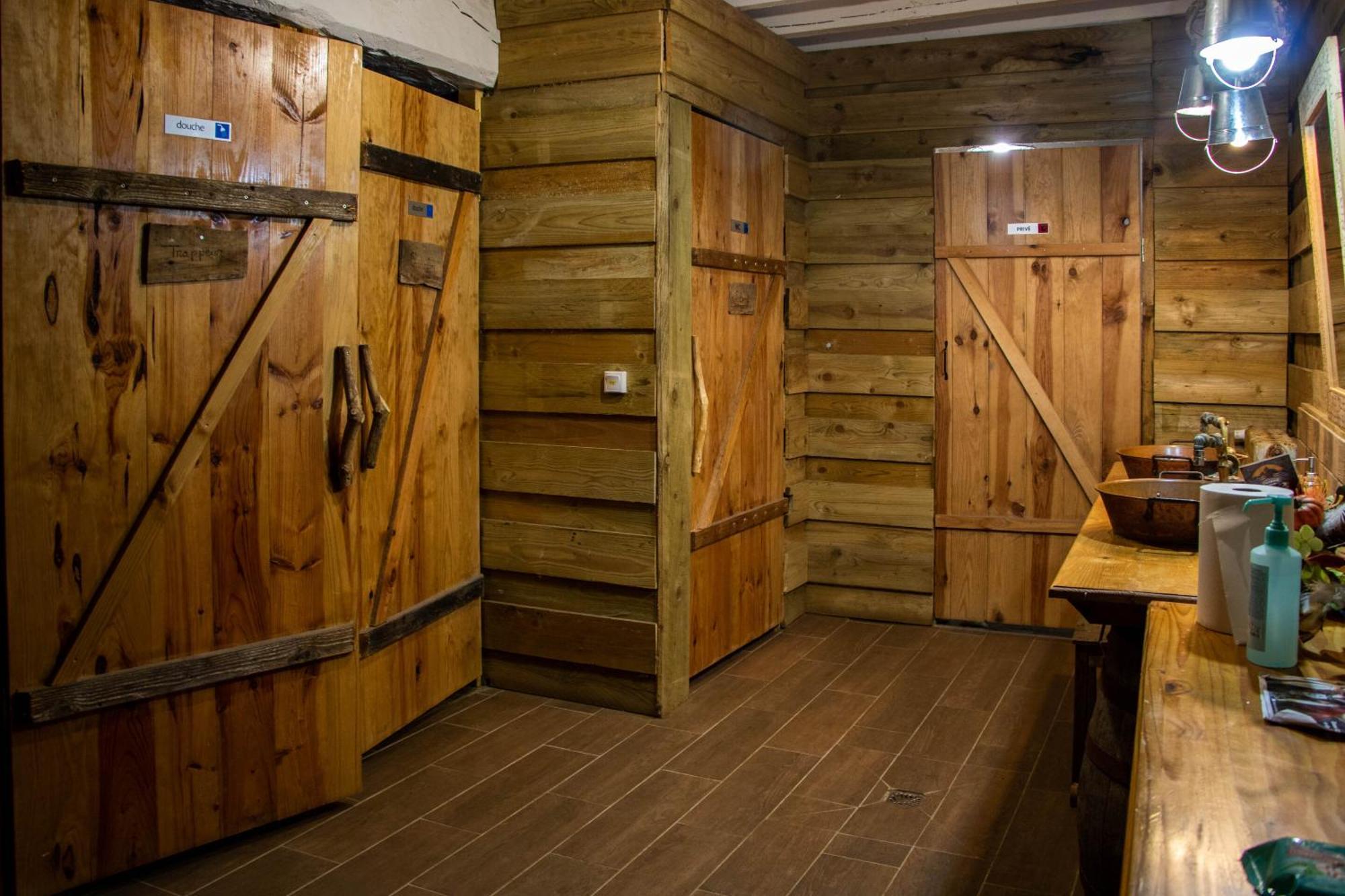 Bed and Breakfast La Valise A Cheval Mezieres-sur-Ponthouin Номер фото